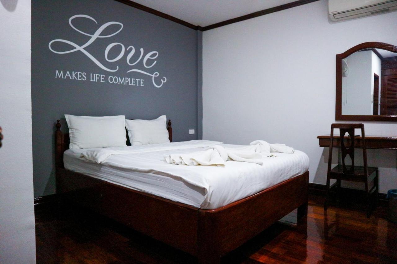 Davika Hotel 비엔티안 외부 사진